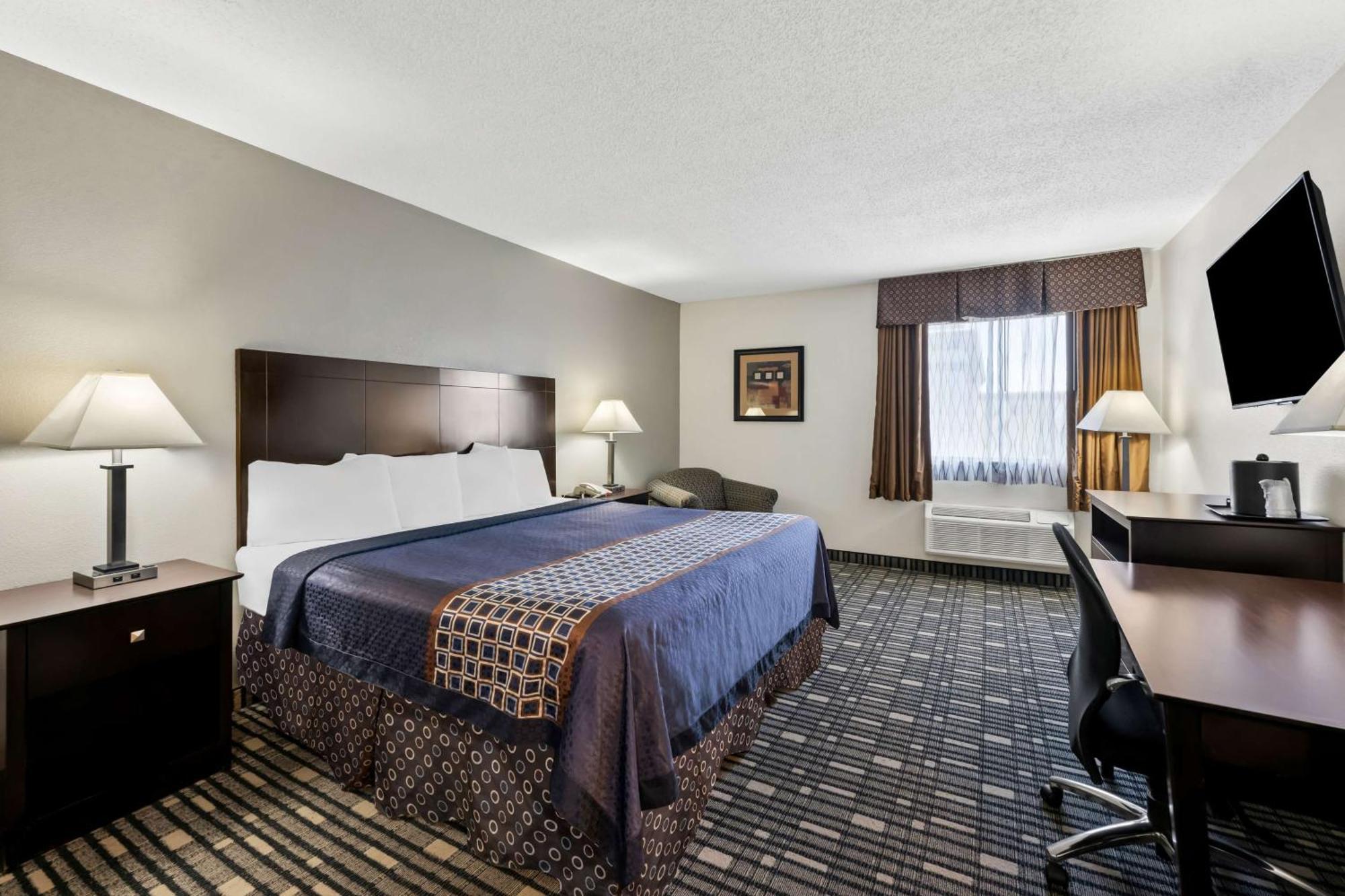 Surestay Plus Hotel By Best Western Lubbock Medical Center Exterior foto