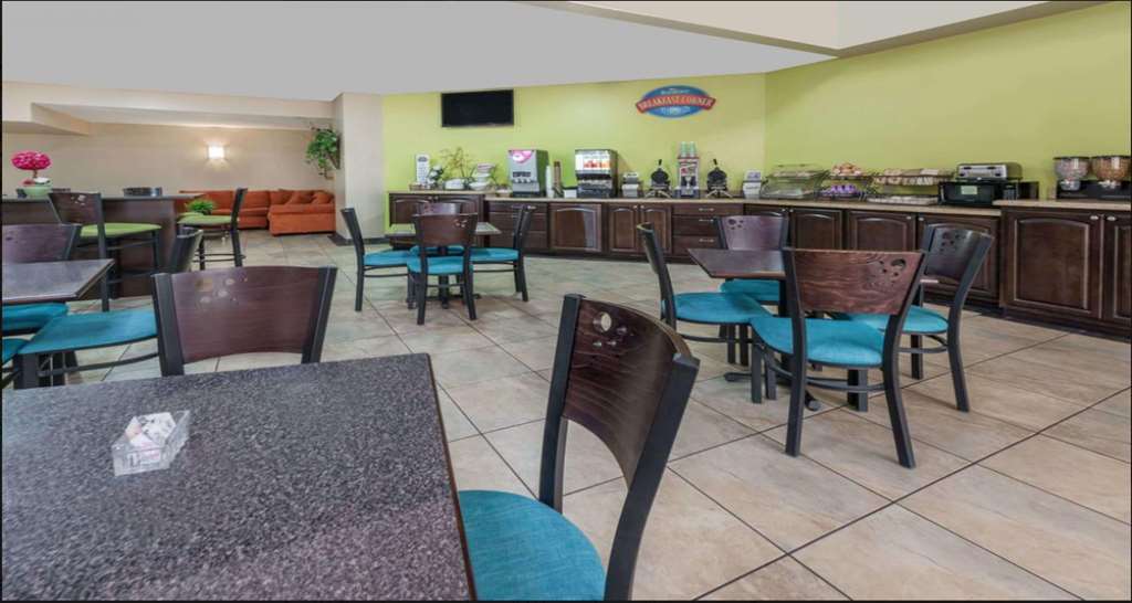 Surestay Plus Hotel By Best Western Lubbock Medical Center Restaurante foto